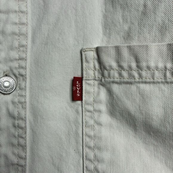 Vintage Levis Denim Shirt Metal Button Up Mens Medium Pockets Red Tab Shacket - Picture 4 of 12